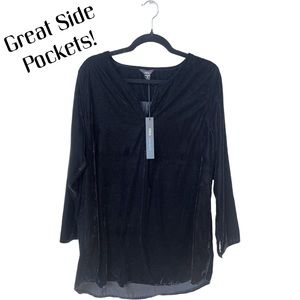 Intro. Love the Fit 1X Black Velvet Long Sleeve Small V- neck with Pockets
